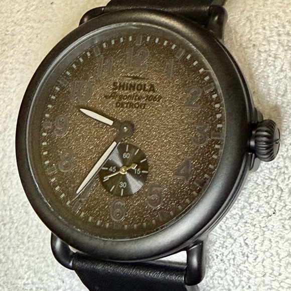 Shinola Runwell Argonite 1069 Blackout Classic Mens Watch - Picture 3 of 7